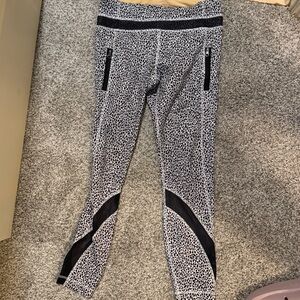 Lululemon Vintage Leggings - Size 6